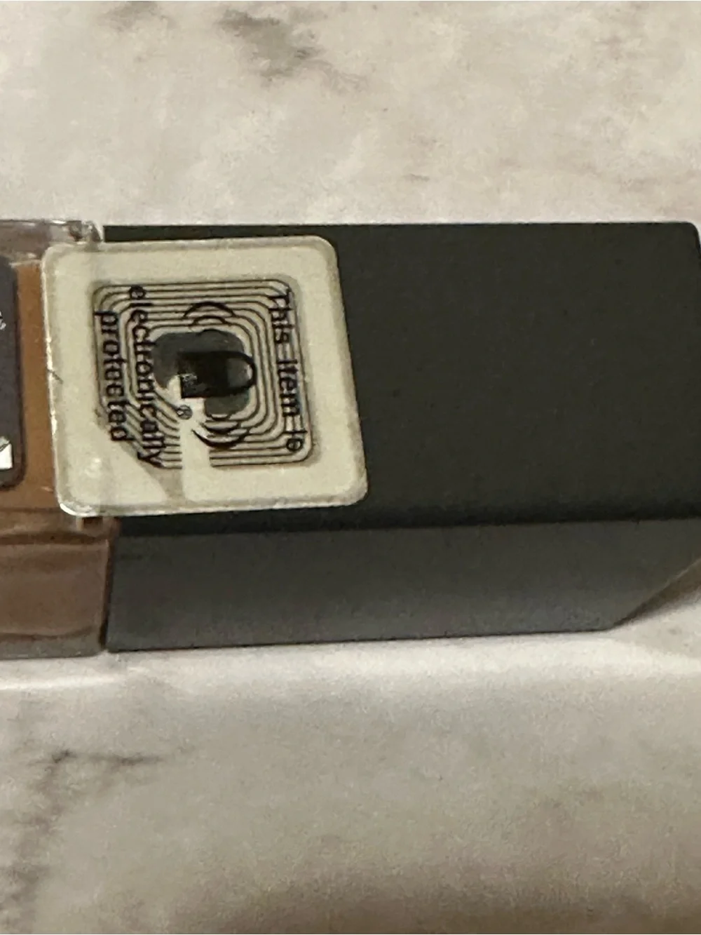 🌸 $3 if bundled - Believe Beauty Skin Finish Foundation - Café
